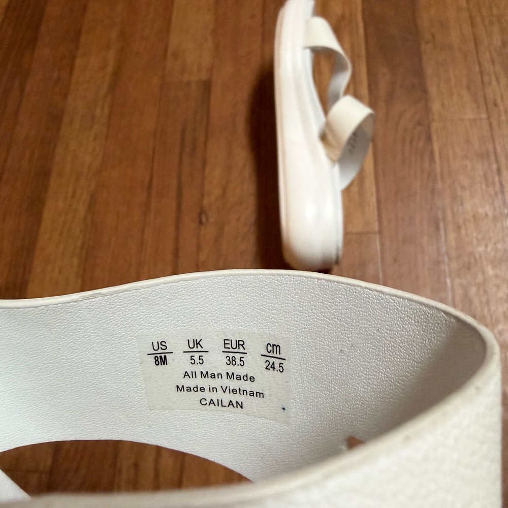 Naturalizer Women's White Ivory Cutout Slide Sandals - Picture 8 of 8